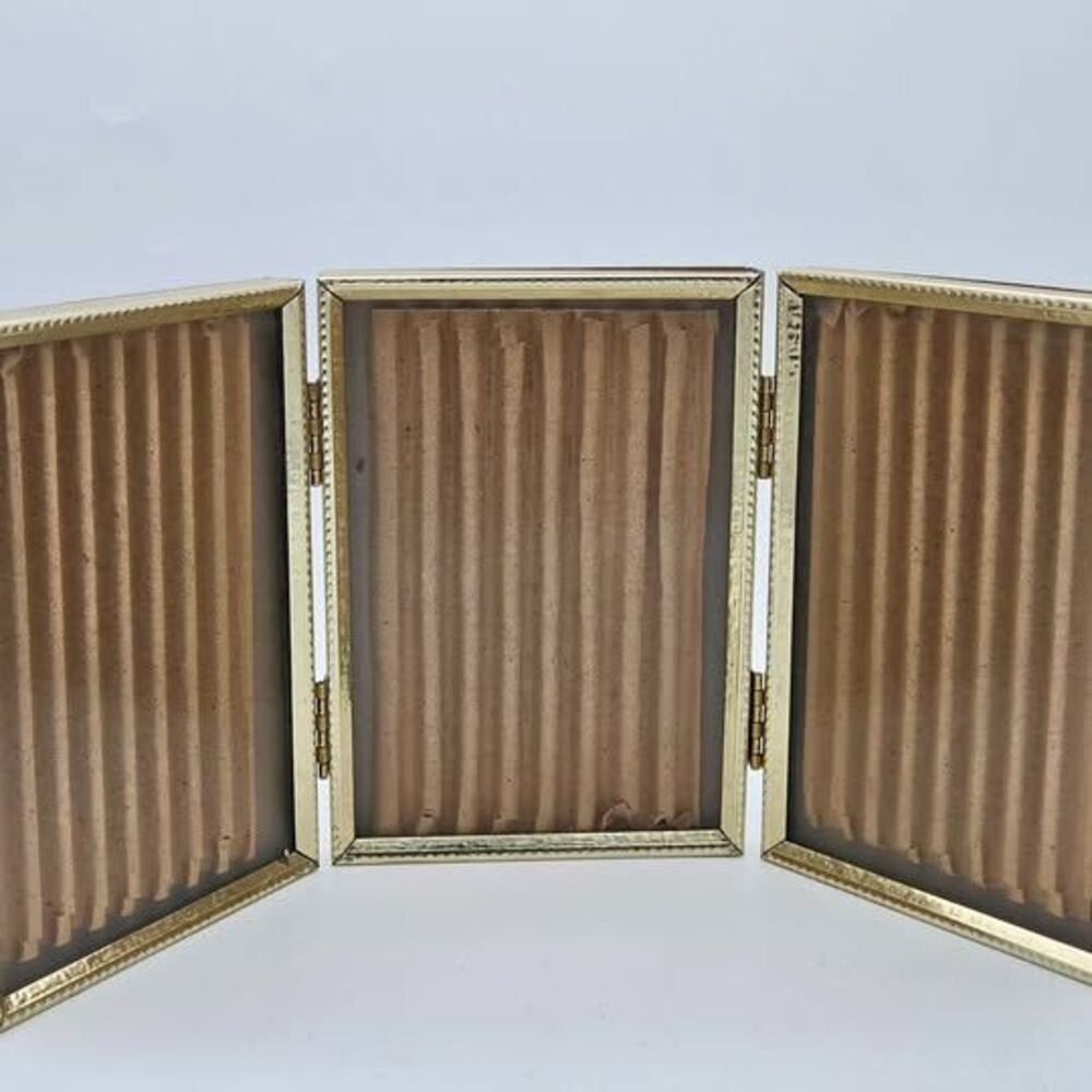 Vintage 1950s 1960s Gold Tone Metal Triple Hinged Picture Frame Trifold Tabletop